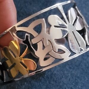 Solvar Ireland Stainless Steel Shamrock Celtic Metal Cuff
